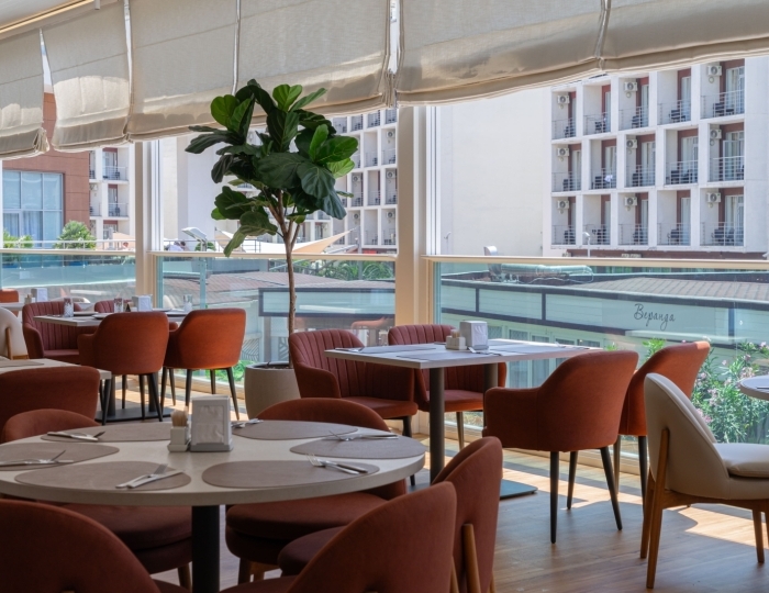 Терраса ресторана Bridge «Panorama» - Отель Bridge Resort / Бридж Резорт