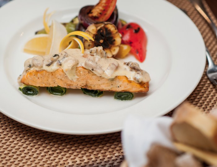 Ресторан «Bridge» - Отель Bridge Resort / Бридж Резорт