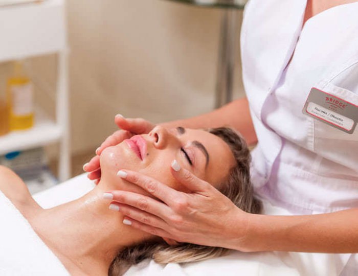 Косметология - Отель Bridge Resort / Бридж Резорт